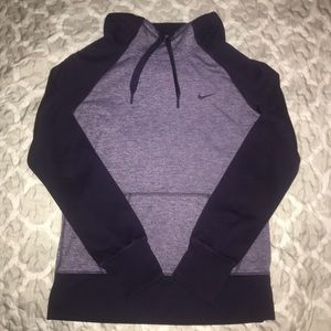 Women’s NIKE fleece hoodie pullover M purple EUC